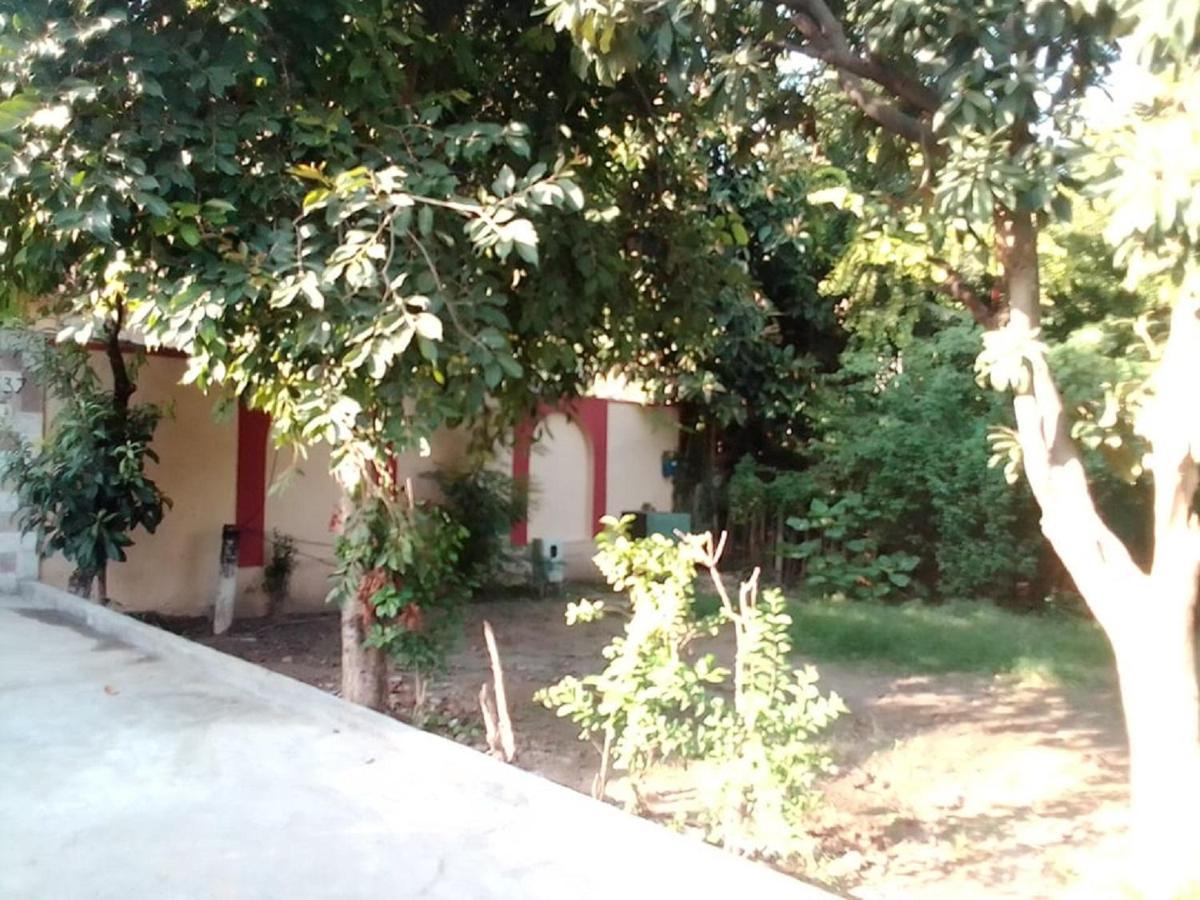 Newly Renovated Guesthouse Islamabad Esterno foto