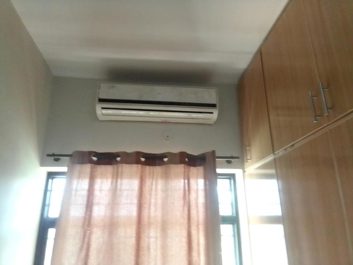 Newly Renovated Guesthouse Islamabad Esterno foto